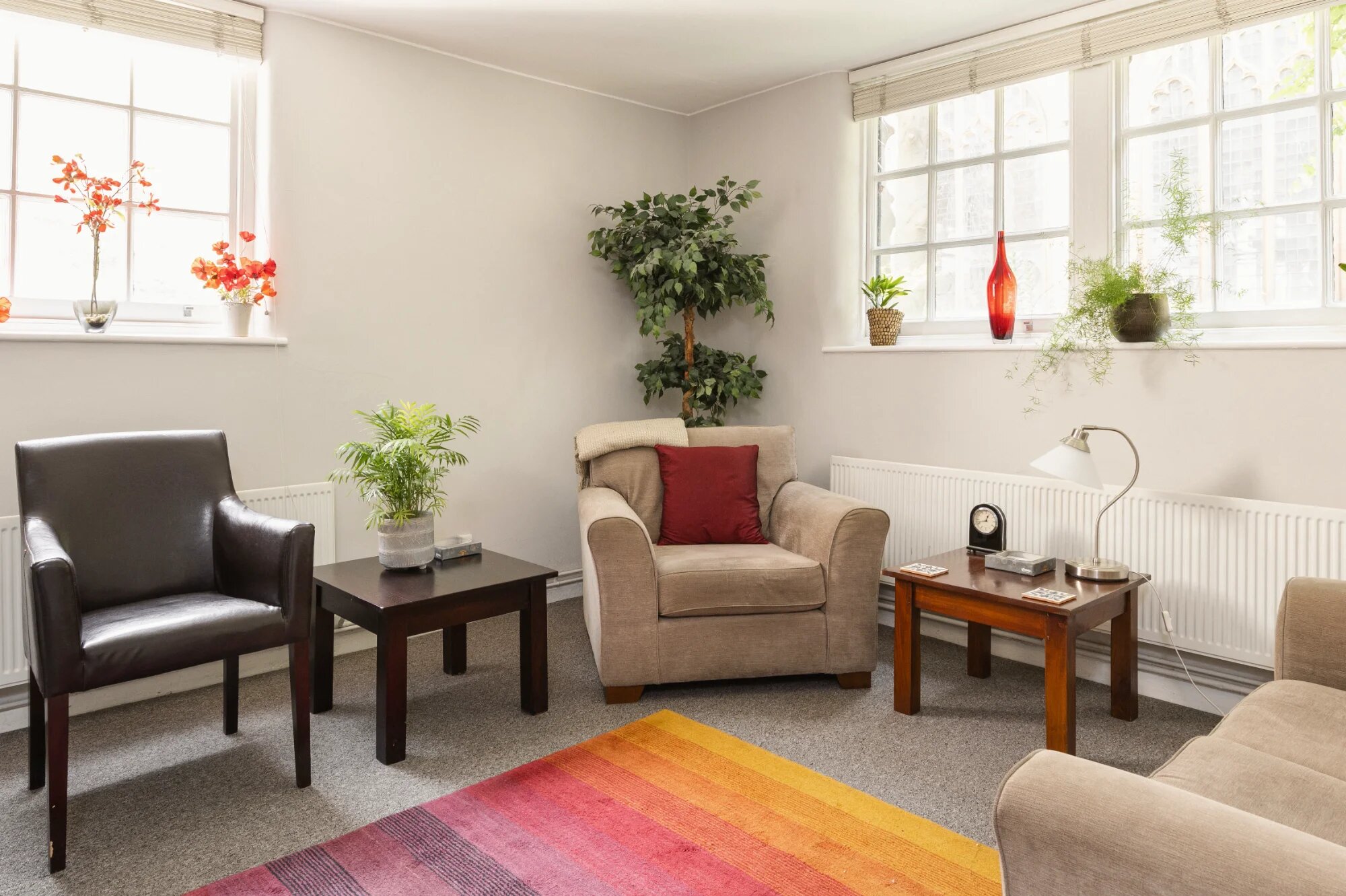 Large Room - Snow Hill